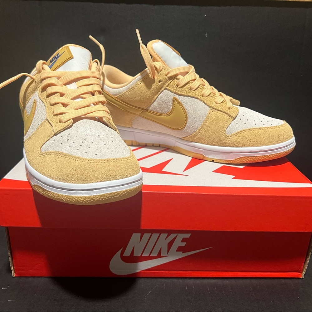 Nike Dunk Low LX